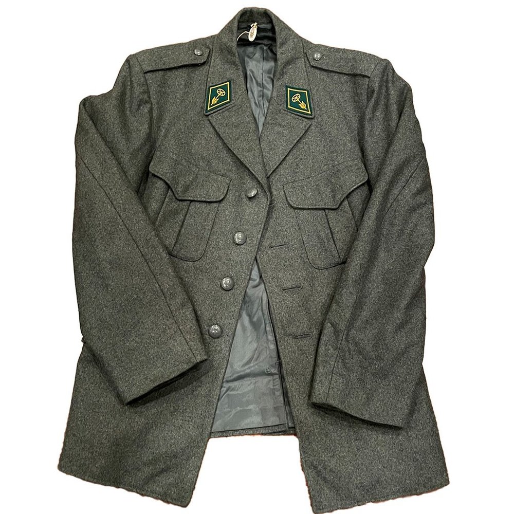 Vintage Gray Blazer with Green Accents